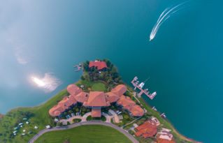 金海湖 荣获“年度养生抗衰老度假小镇”称号的国际旅行新地标