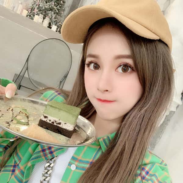 高端模特预约电话多少钱